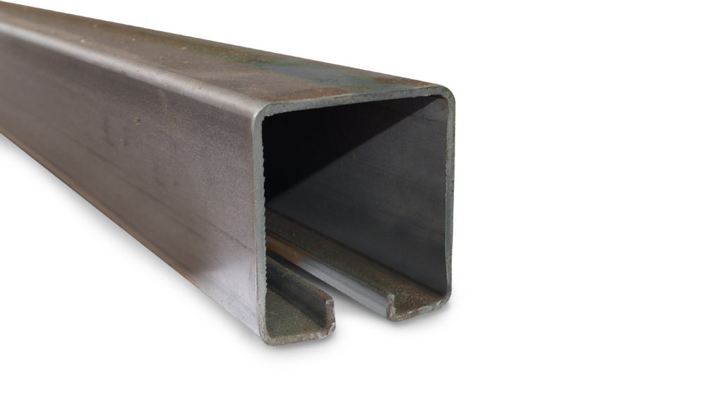 Riel portón U700 76x70x20x3mm x 6 mta galvanizado Ducasse