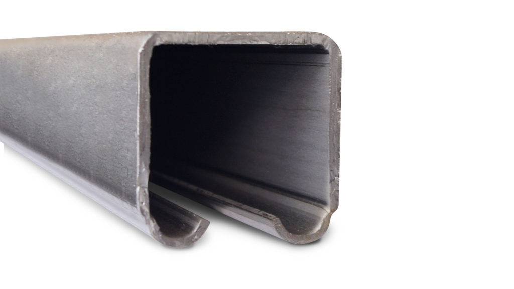 Riel portón U300 50x45x12x2.5mm x 6mts galvanizado Ducasse